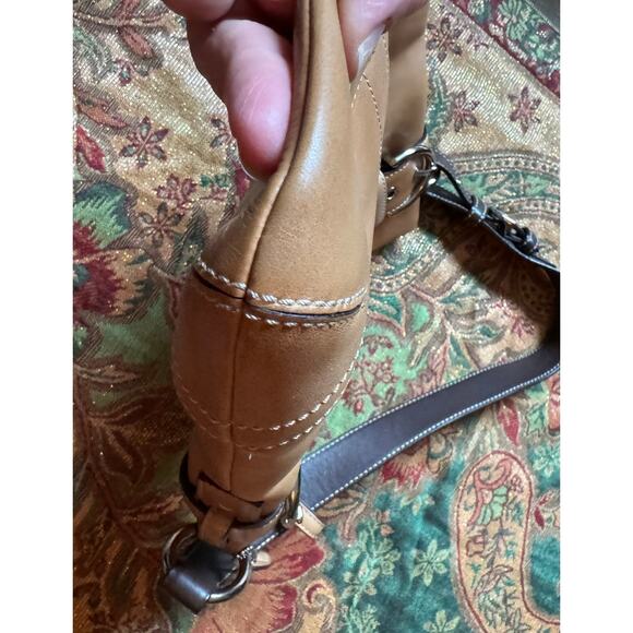 Coach Two-tone Soho slim duffel - Picture 8 of 8